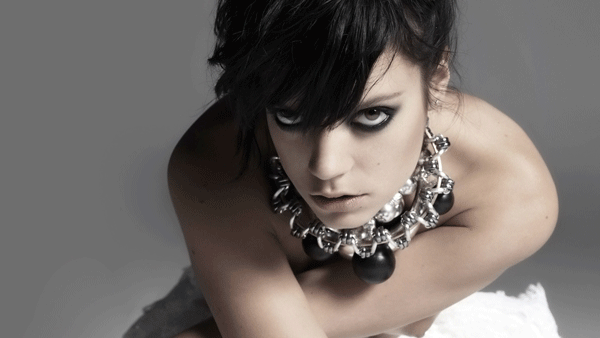 Lily Allen: hits musicales y fashion