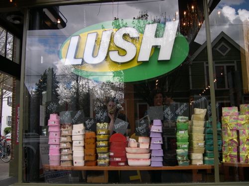 Lush, cosméticos naturales