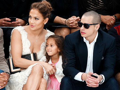 La hija de Jennifer López, Emme Anthony, con vestidos y complementos de lujo