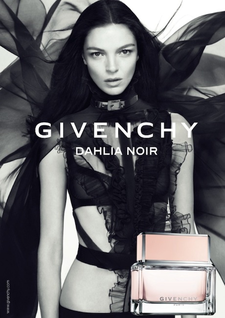 El nuevo perfume de Givenchy se llama Dahlia Noir