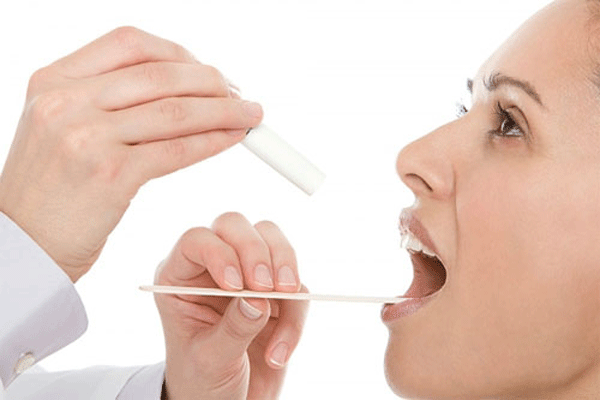 Diagnosticar y combatir la halitosis