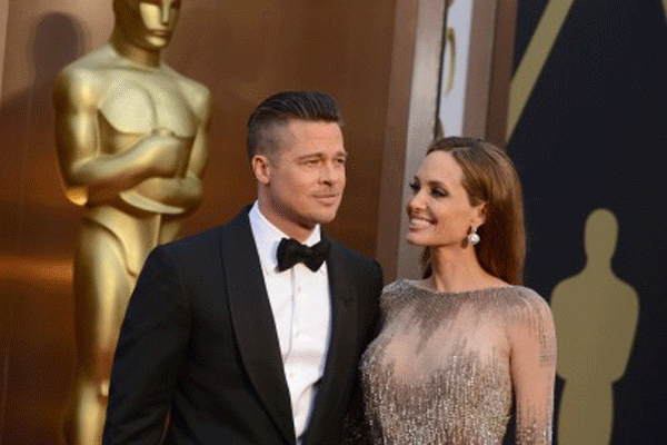 Jolie y Pitt se dan el ‘sí, quiero’ en Francia