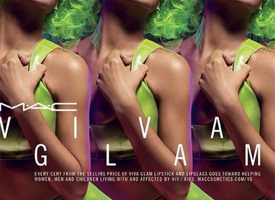 Rihanna vuelve a ser la protagonista de la campaña Viva Glam